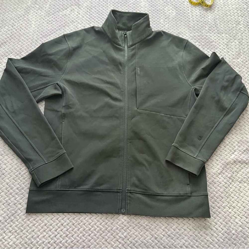 Lululemon Sojourn Jacket Gray Melanite Full Zip Softshell Warpstreme Man’s Sz L